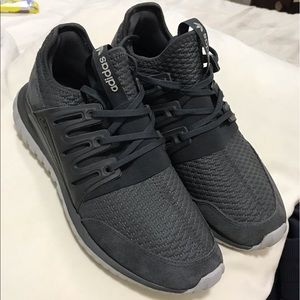 New NIKE Tubular radial shoe ~ men’s size 6